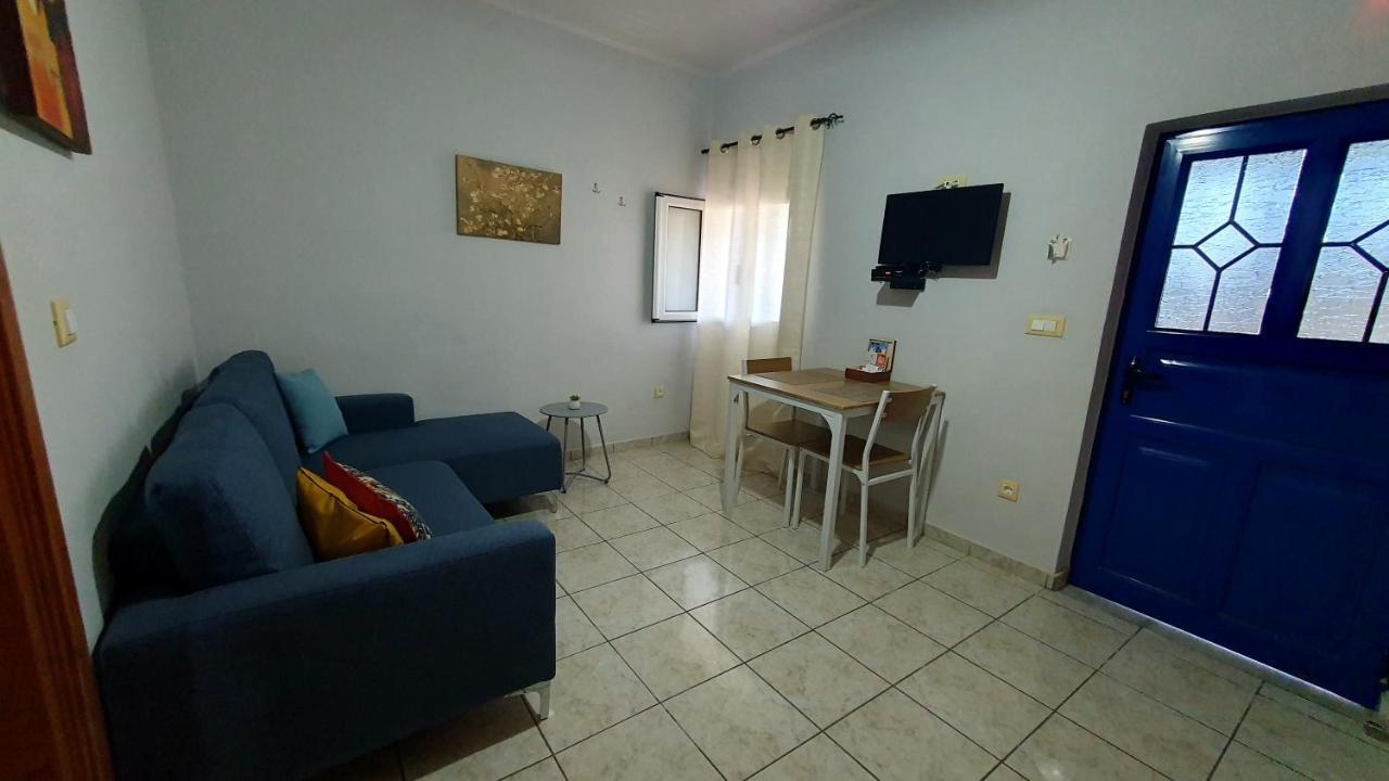 Val Di Compare Apartments Vathy  Extérieur photo